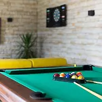 Einzigartiges Nur 500 Meter Zum Sandstrand Mit Pool, Heimkino, Billard Und Tennisstunden Lejlighed