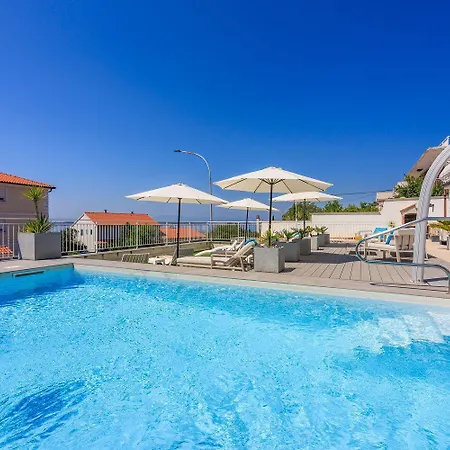 Einzigartiges Nur 500 Meter Zum Sandstrand Mit Pool, Heimkino, Billard Und Tennisstunden Apartment