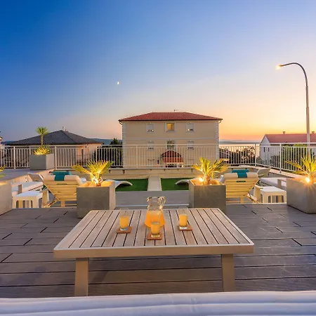 Einzigartiges Nur 500 Meter Zum Sandstrand Mit Pool, Heimkino, Billard Und Tennisstunden Crikvenica