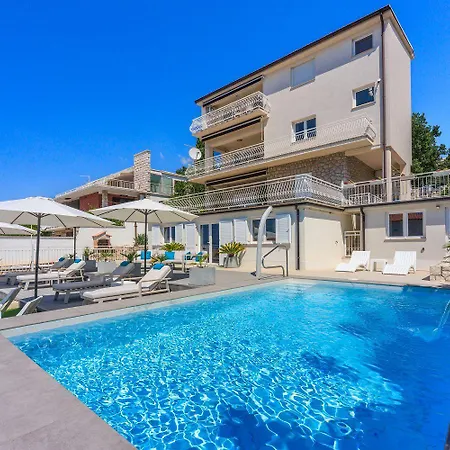 Einzigartiges Nur 500 Meter Zum Sandstrand Mit Pool, Heimkino, Billard Und Tennisstunden *
