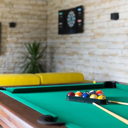 Einzigartiges Nur 500 Meter Zum Sandstrand Mit Pool, Heimkino, Billard Und Tennisstunden Apartamento