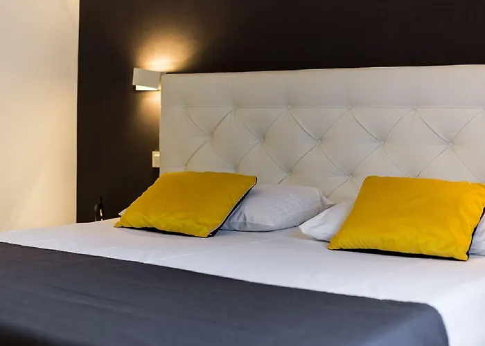 Apartment Einzigartiges Nur 500 Meter Zum Sandstrand Mit Pool, Heimkino, Billard Und Tennisstunden Crikvenica