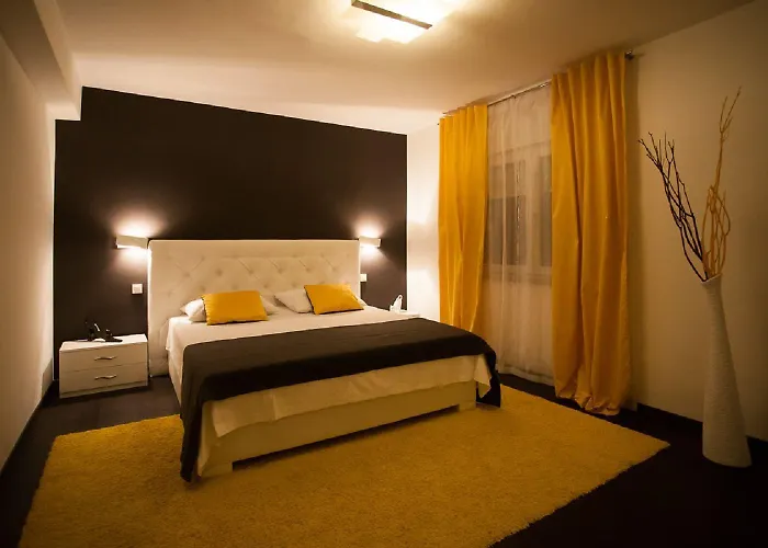 Einzigartiges Nur 500 Meter Zum Sandstrand Mit Pool, Heimkino, Billard Und Tennisstunden *