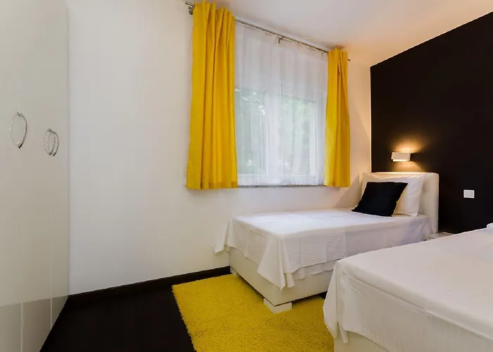 Einzigartiges Nur 500 Meter Zum Sandstrand Mit Pool, Heimkino, Billard Und Tennisstunden Apartment *