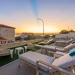 Einzigartiges Nur 500 Meter Zum Sandstrand Mit Pool, Heimkino, Billard Und Tennisstunden * Crikvenica