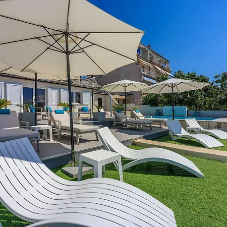 Einzigartiges Nur 500 Meter Zum Sandstrand Mit Pool, Heimkino, Billard Und Tennisstunden Apartamento