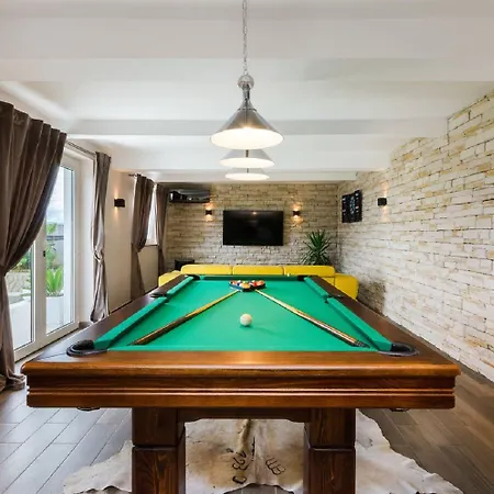 Einzigartiges Nur 500 Meter Zum Sandstrand Mit Pool, Heimkino, Billard Und Tennisstunden Apartment *